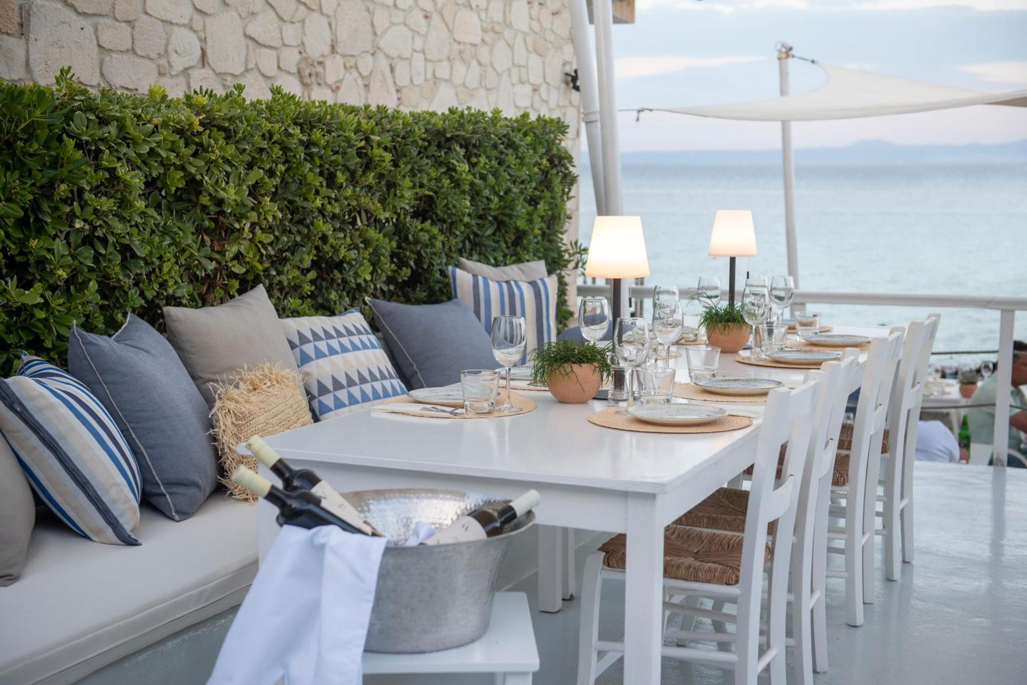 White Suites Resort Afytos Exteriér fotografie